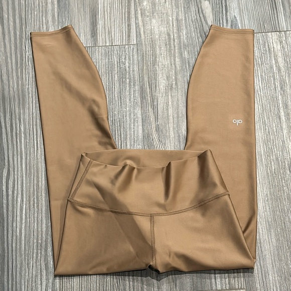 ALO 7/8 HighWaist Legging - Picture 2 of 10